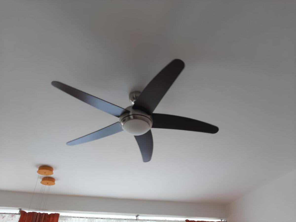Ferienwohnung Zluty Apartman A6 V Chomutove Exterior foto