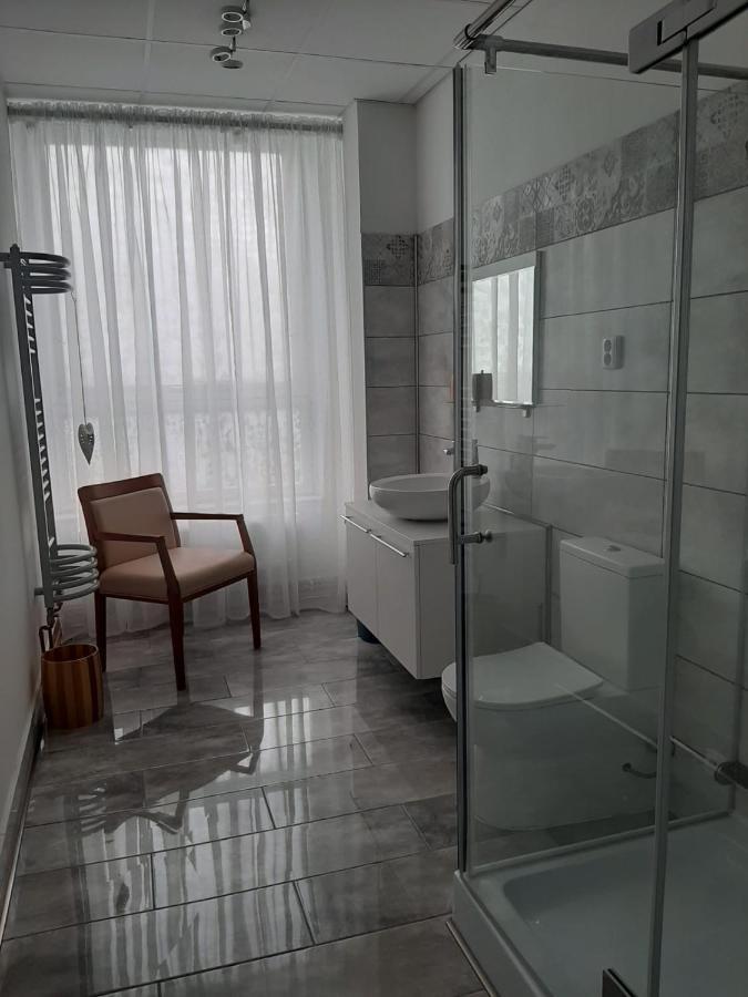 Ferienwohnung Zluty Apartman A6 V Chomutove Exterior foto